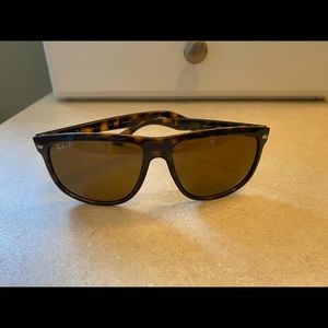 Oversized Rayban sunglasses